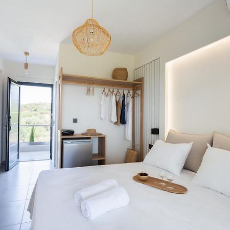 Aenaon View Apartment Ormos Panagias Ngoại thất bức ảnh